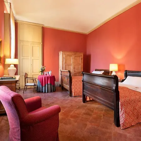 Castello Di San Sebastiano Po 2* 키바소