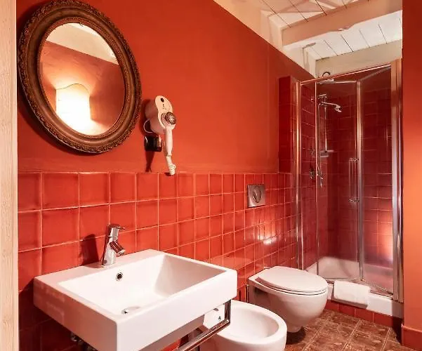 Hotel Castello Di San Sebastiano Po 2*